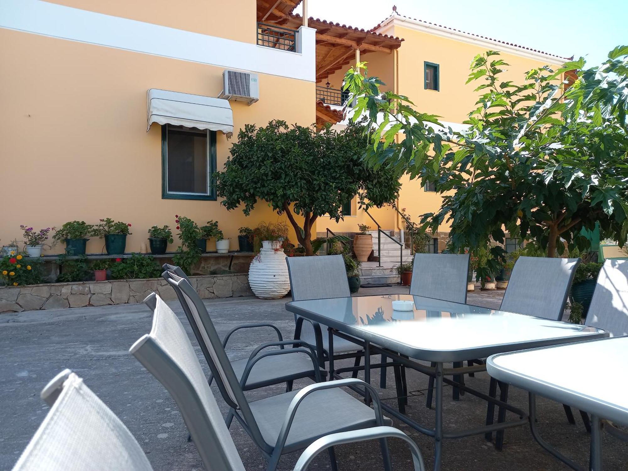 Costa-Rini Hotel Leonídion 외부 사진