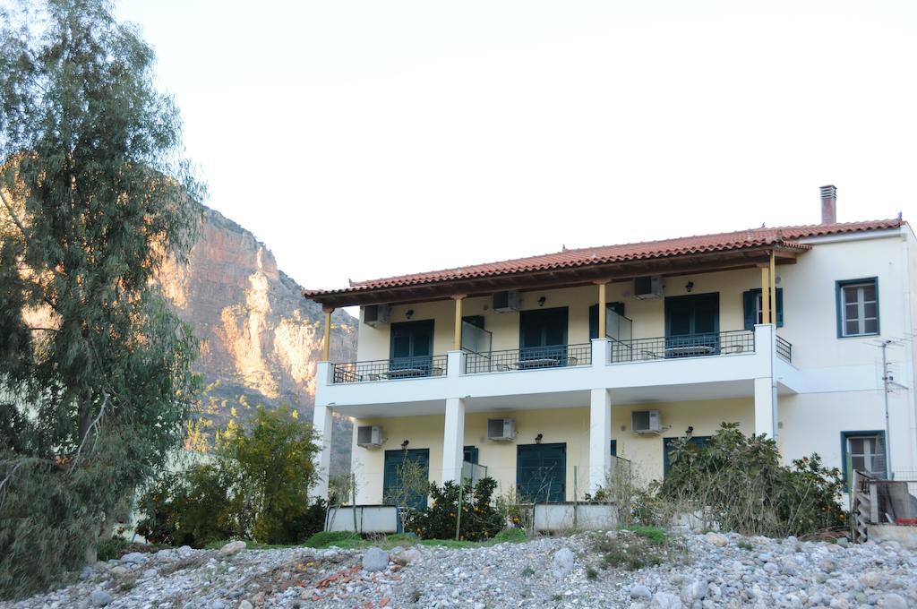 Costa-Rini Hotel Leonídion 외부 사진