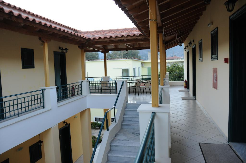 Costa-Rini Hotel Leonídion 외부 사진
